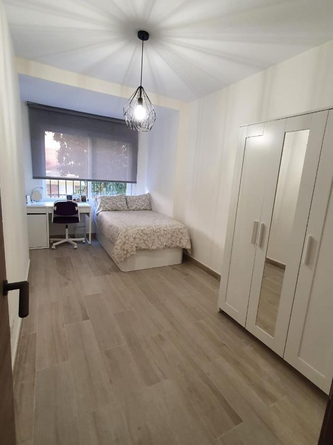 Apartamento 5 Minutos Centro Reformado. Appartamento Málaga Esterno foto